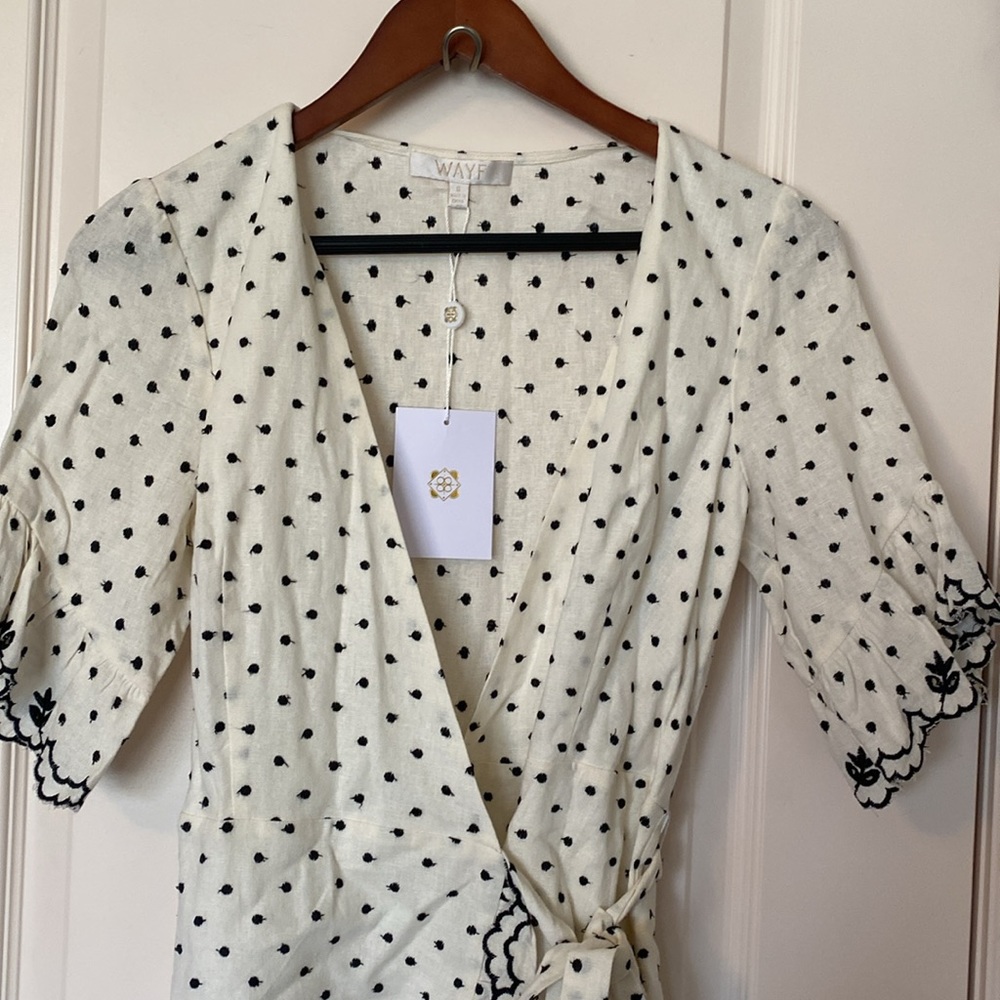WAYF Wrap linen Dress NWT S Black Cream Linen Blend embroidered fabric stunning
